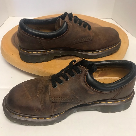Dr. martens Made In England Low Tops Leather Boots - Picture 2 of 10